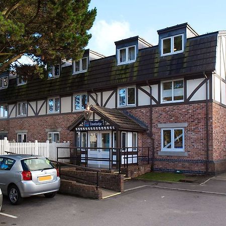 Travelodge Bournemouth Cooper Dean Kültér fotó